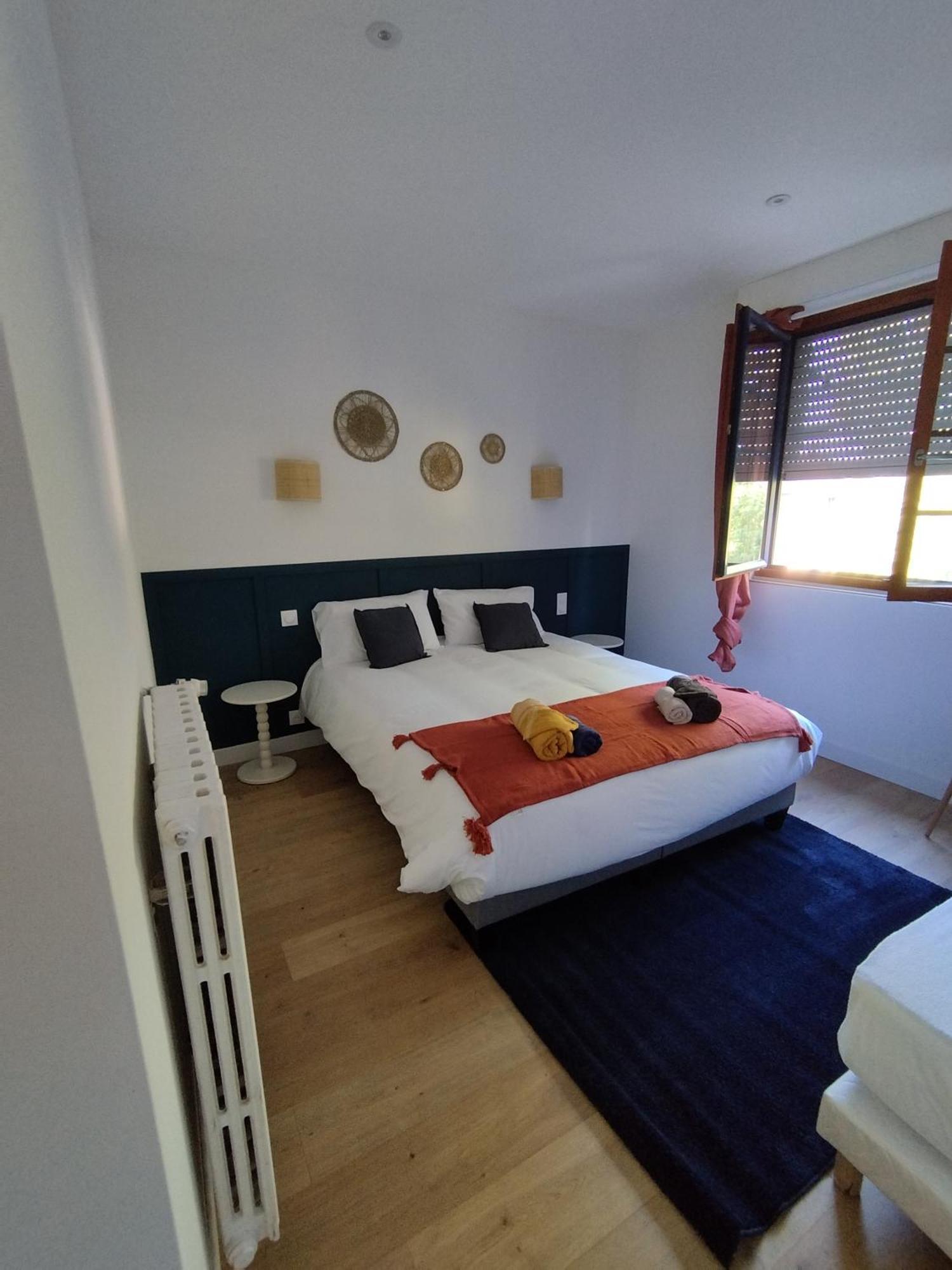 Au Pti' Bonheur Bed & Breakfast Saint-Coulomb Eksteriør bilde