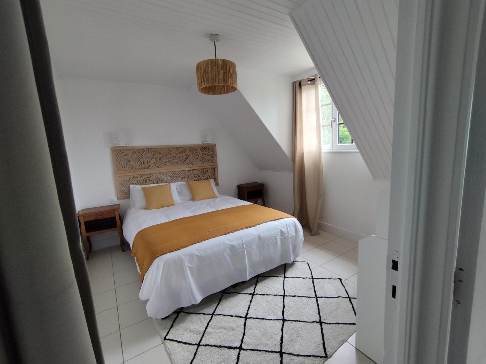 Au Pti' Bonheur Bed & Breakfast Saint-Coulomb Eksteriør bilde